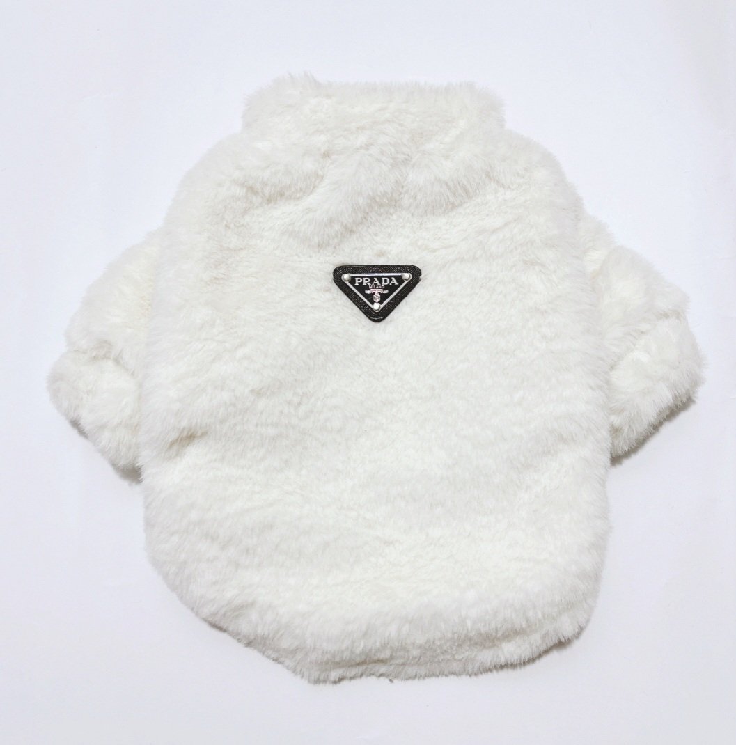 მოსაცმელი Prada