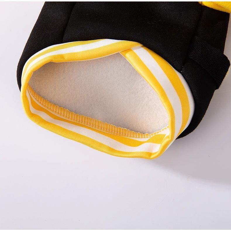 ჩანთიანი მაისური